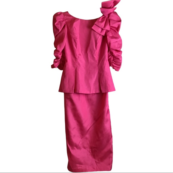 Amazing 80’ Glam Big Bow Rushing Sleeve Dress Size 7/8 Made in USA